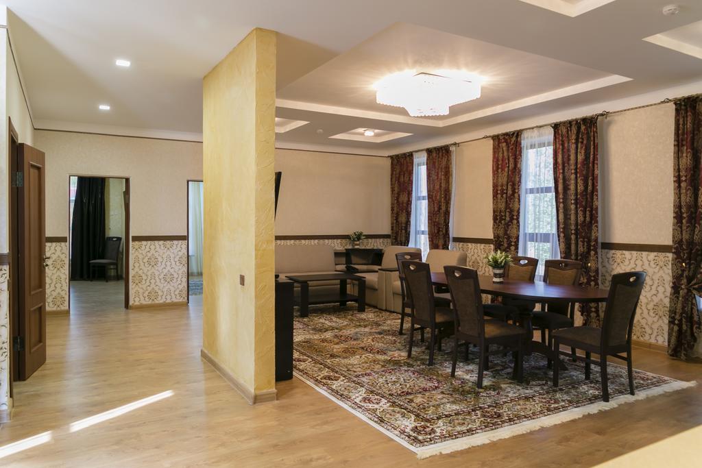 Green Land Hotel Aktobe Værelse billede