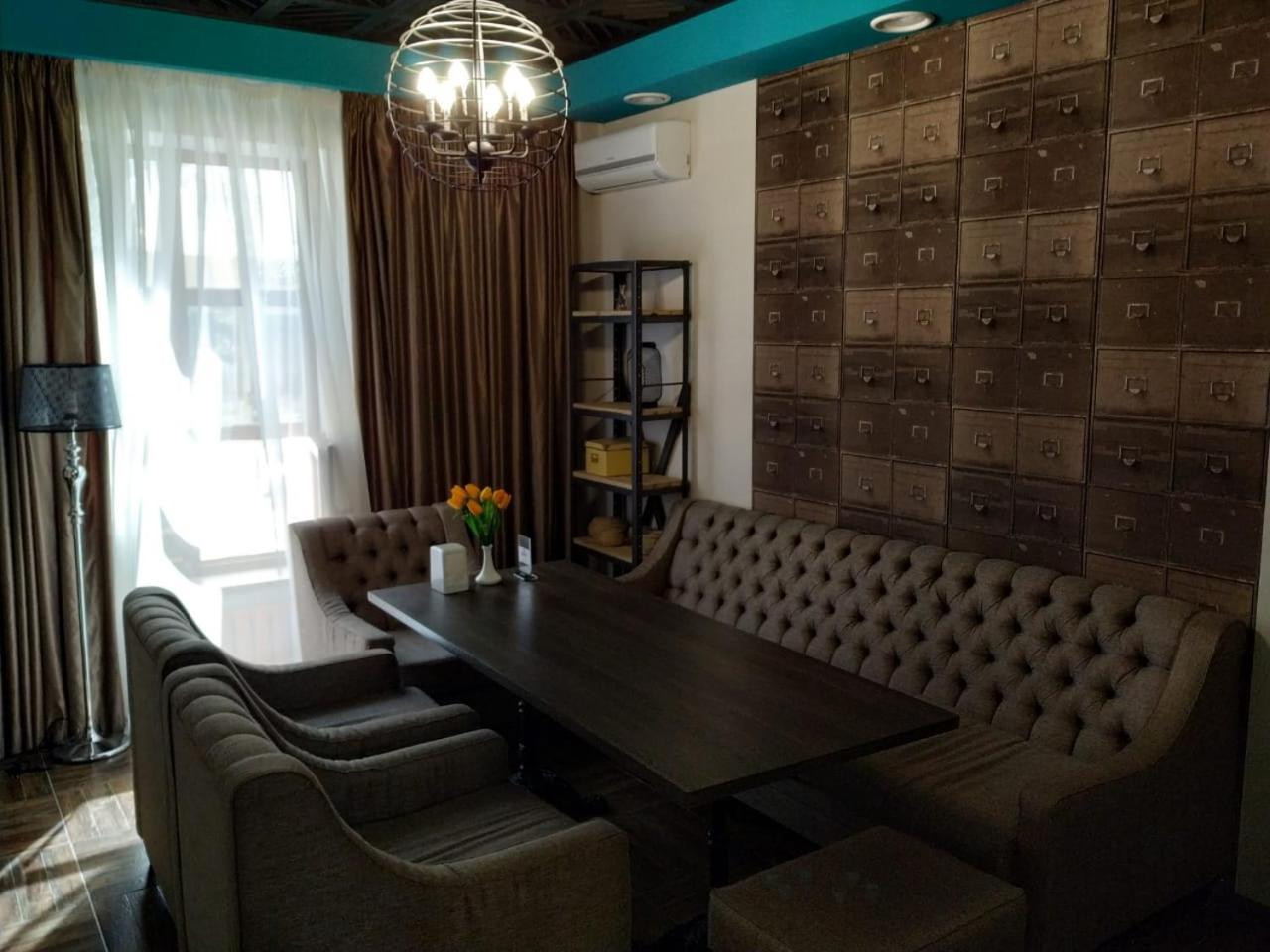 Green Land Hotel Aktobe Eksteriør billede