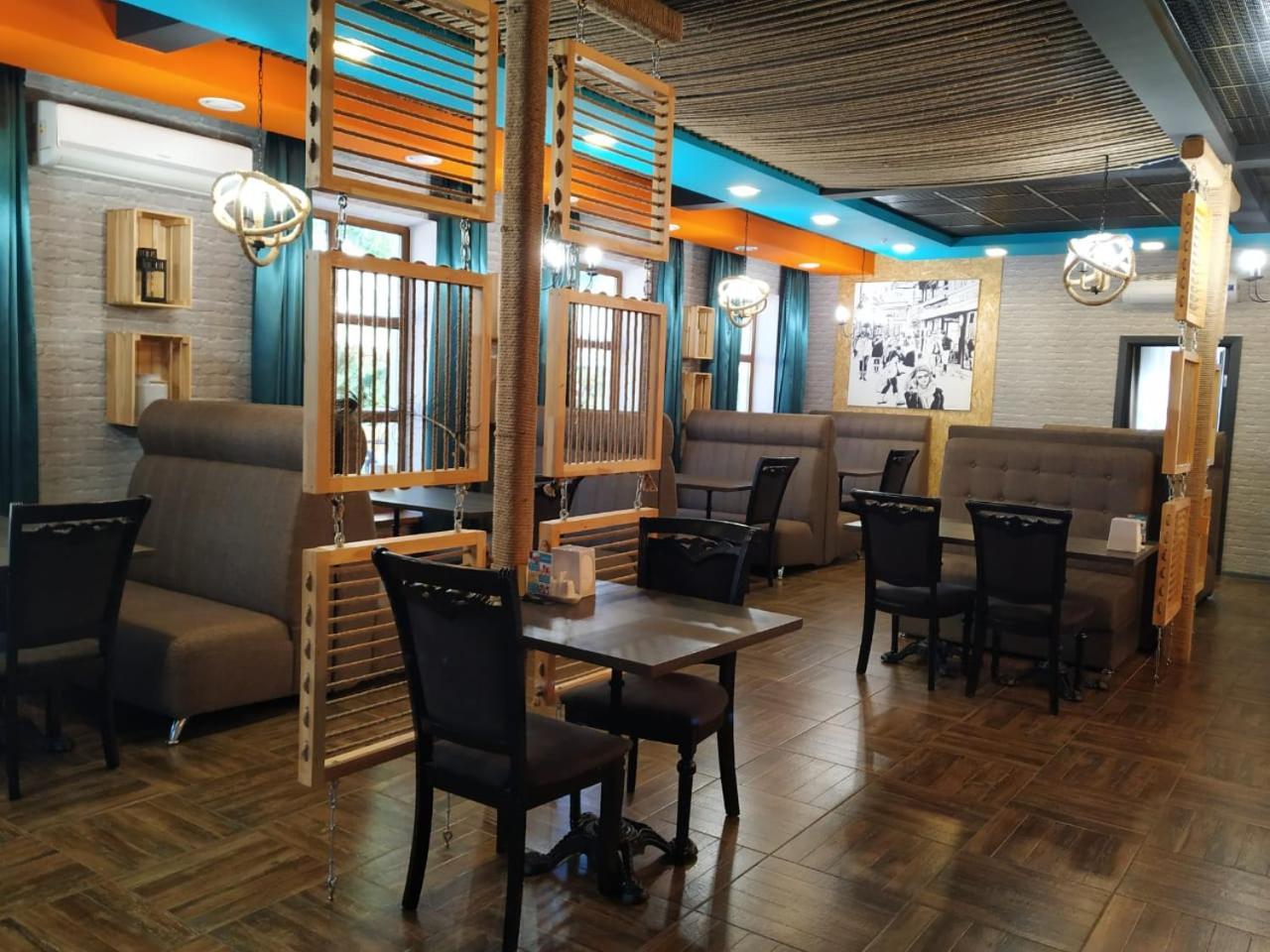 Green Land Hotel Aktobe Eksteriør billede